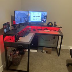 L - Desk (brand New In Box) 
