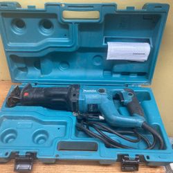 Corded Makita JR3050T Reciprocating Saw Saw X all