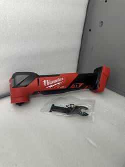 🆕 Milwaukee Fuel Multi tool New 