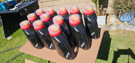 Free of Charge Black Jugs with Flip-Top Spout Brand New