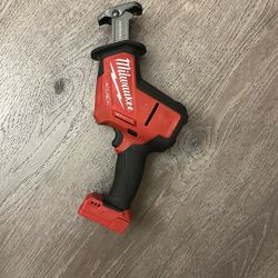 Soso Milwaukee Fuel Brushless inalámbrico m18 compacto NUEVO SOLO APARATO