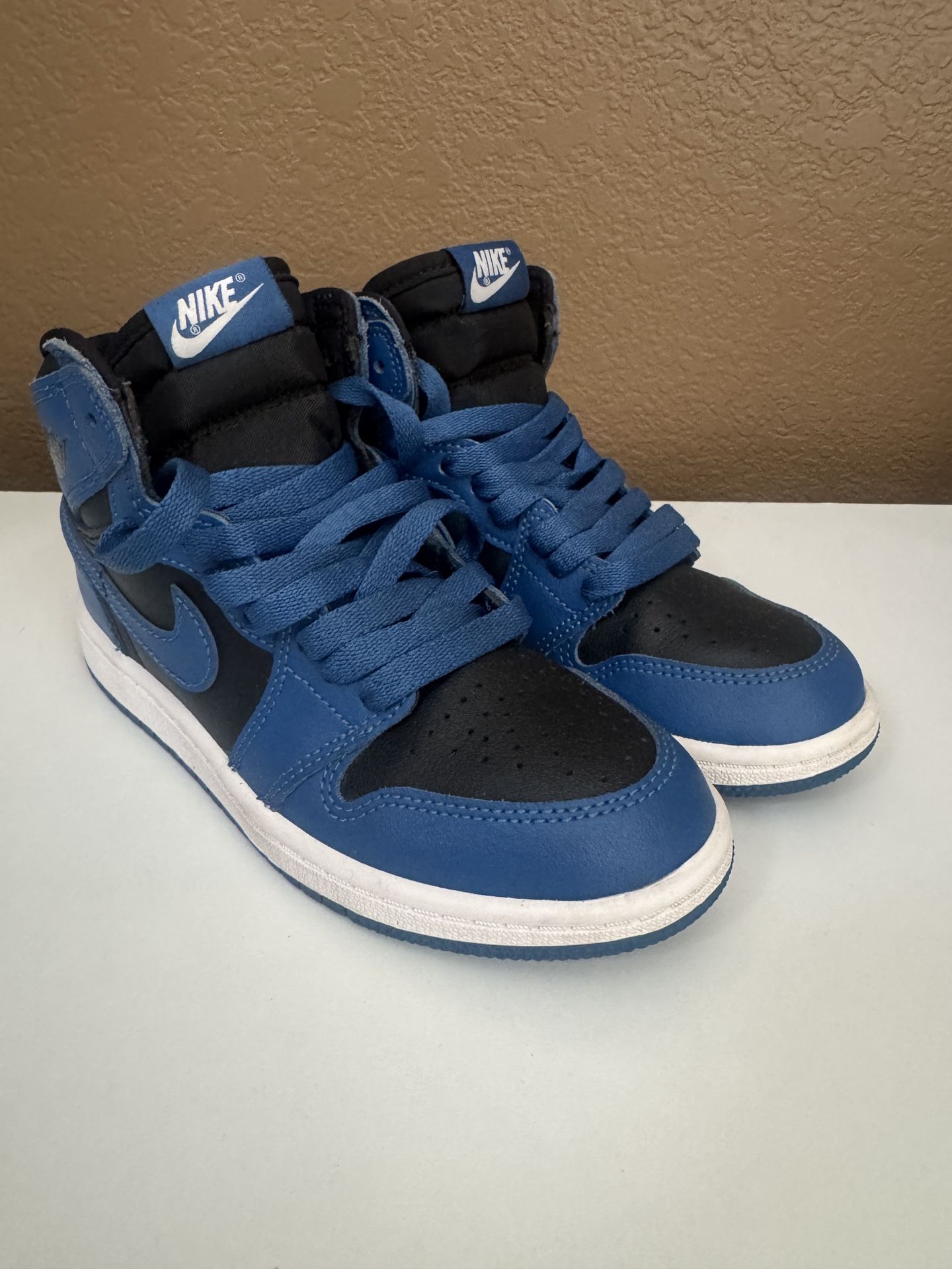 Air Jordan 1 Retro High