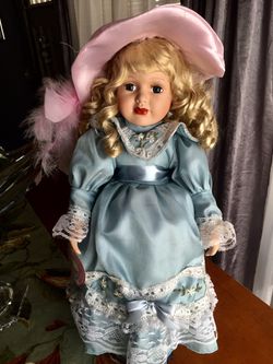 Vintage MENIE PORCELAIN VICTORIAN DOLL 17” with Stand