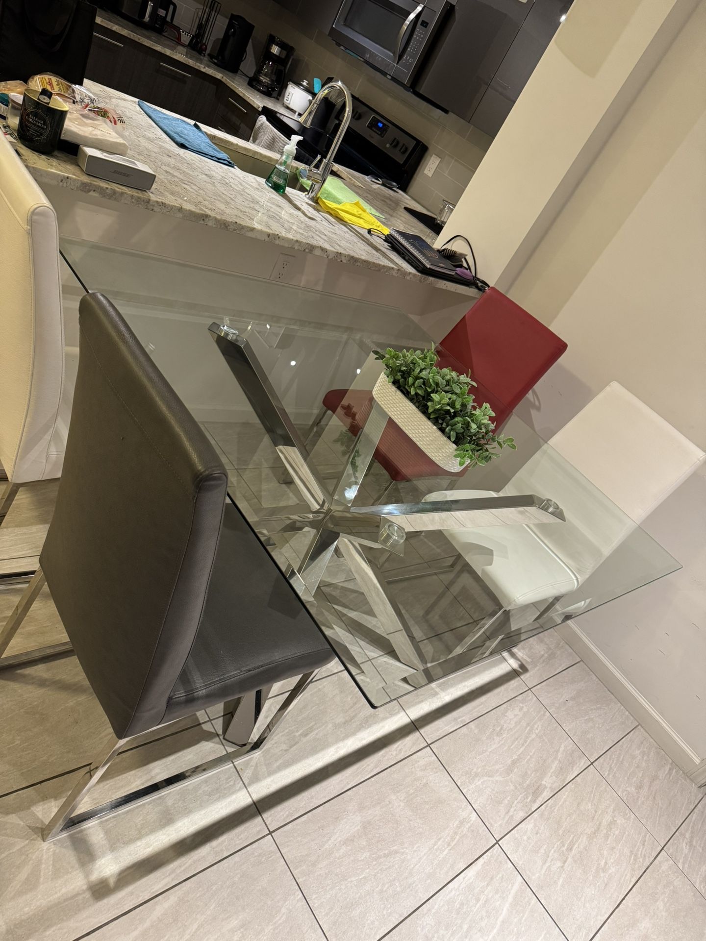 Dinning table with 4 chairs