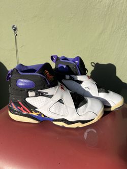 Jordan 8 Retro “Three-Peat” size 7y