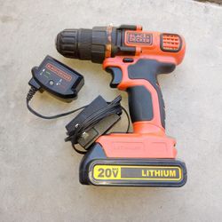 DRILL BLACK Y DECKER 20V LITHIUM 