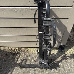 CURT 18065 Hitch 5 Bike Rack, Fits 2-Inch Receiver