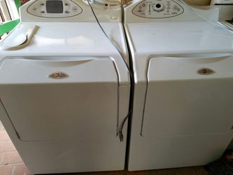 Washer and dryer good condition
