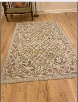 Wool Area Rug Floral Trellis Design