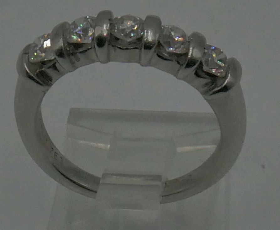 PLATINUM 950 DIAMOND BAND RING SZ-6.5 8.4G W 5 DIAMONDS 1 CARAT TOTAL