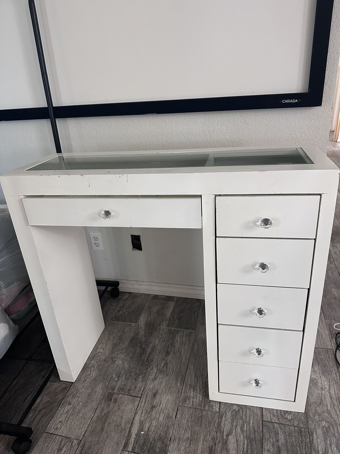 Vanity Desk for Sale in Guadalupe, AZ OfferUp