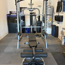 Gym - smith machine ( Body Solid)