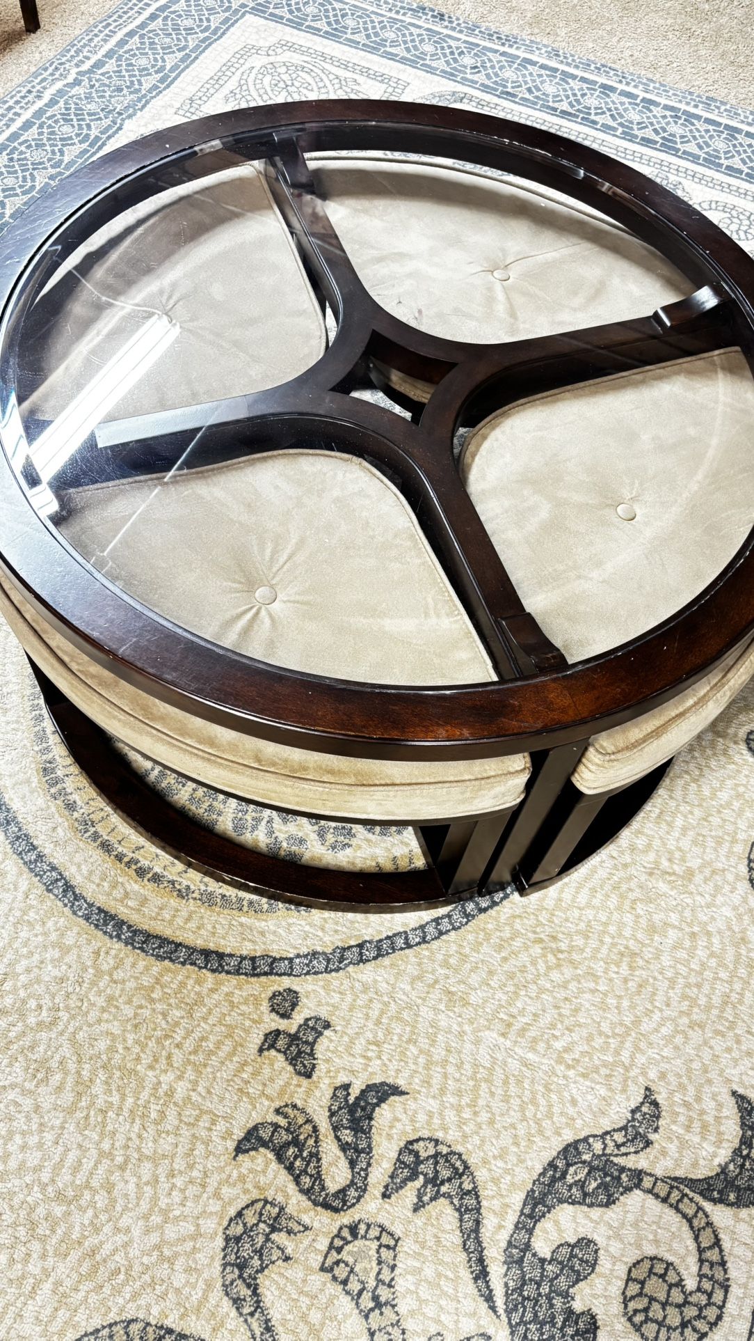 Glass coffee table with 4 Cushion Seats