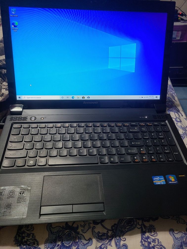 Lenovo i3 laptop 1 tb hard drive. Comes with office and fingerprint reader
