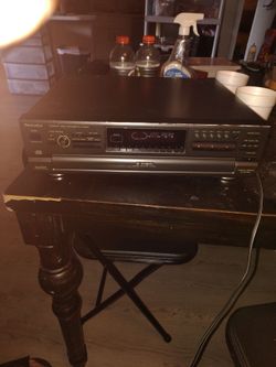 Technics SL-PD987 5-Disc CD Changer
