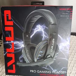 LVLUP Pro Gaming Headset with Foldable Mic PS4, PS4 Pro, Xbox One & PC
