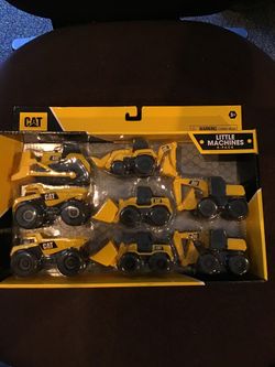 Little truck 8pcs. CAT