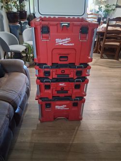 Milwaukee packout