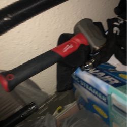 Milwaukee 3 Lb Sledge Hammer