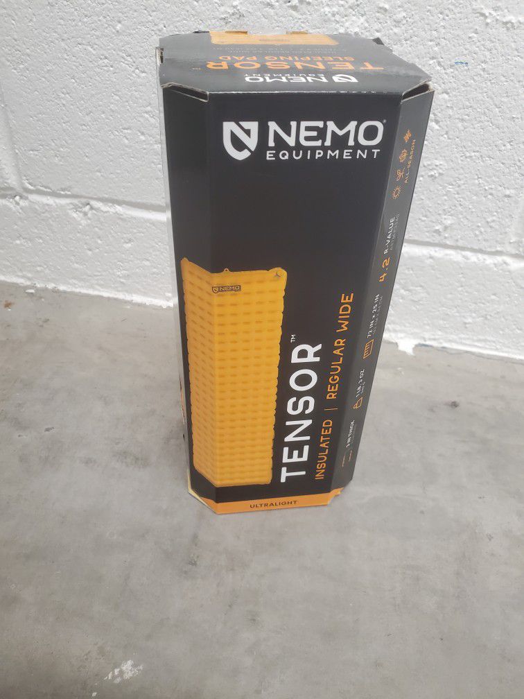 Brand New $200 NEMO TENSOR ULTRA LIGHT SLEEPING PAD MATTRESS CAMPING HIKING 4.2 R VALUE 