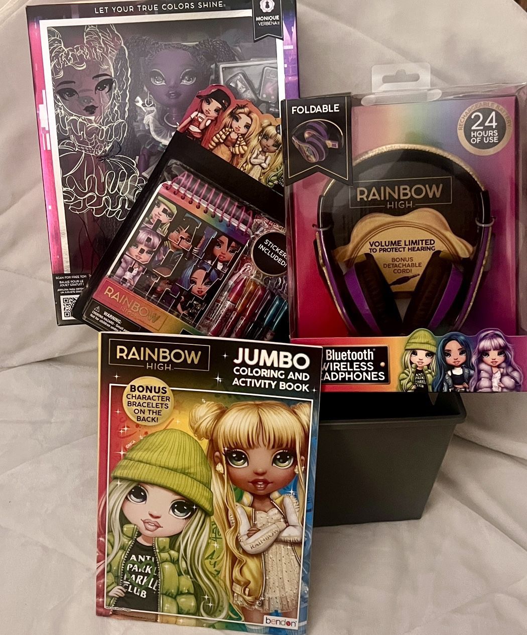 Rainbow High Gift Basket