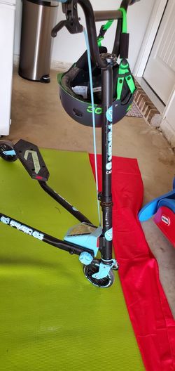 Yvolution Y Fliker Carver C3 Wiggle Scooter