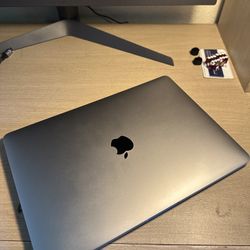 Apple MacBook Pro 13” (2020) – Intel Core i5