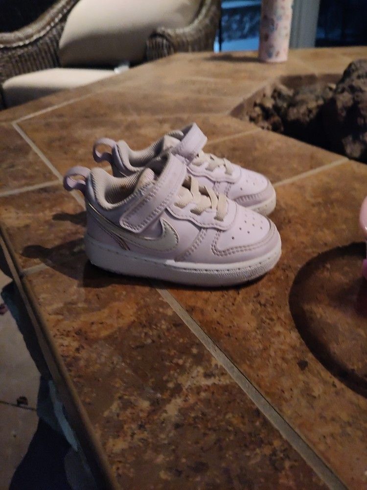 4.5 Girls Air Force Velcro Shoes