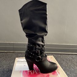 Black Heeled Rhinestone Boots