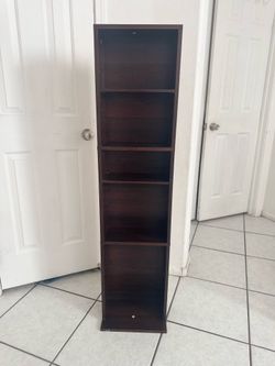 8 bookcase shelvesfor ($9)