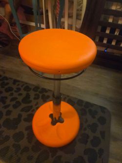KORE design kids adjustable wobble chair