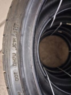 Dunlop
SP Sport Maxx GT DSST 
Max Performance Summer Tires 
in 245/35R20