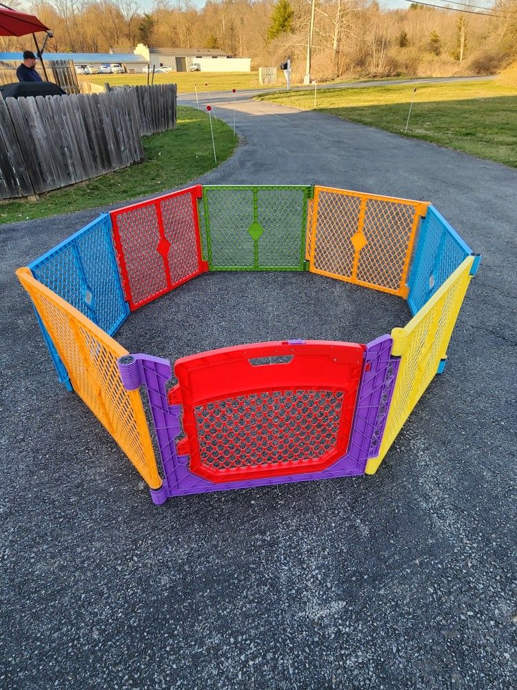 Baby Gate/Playpen