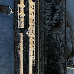 Gemeinhardt Student Flute with Carrying Case