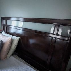 Dresser Mirror And Bed Frame Queen Size 