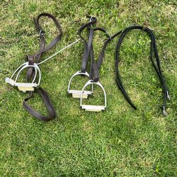 NEW Kids Stirrup Irons And Leathers