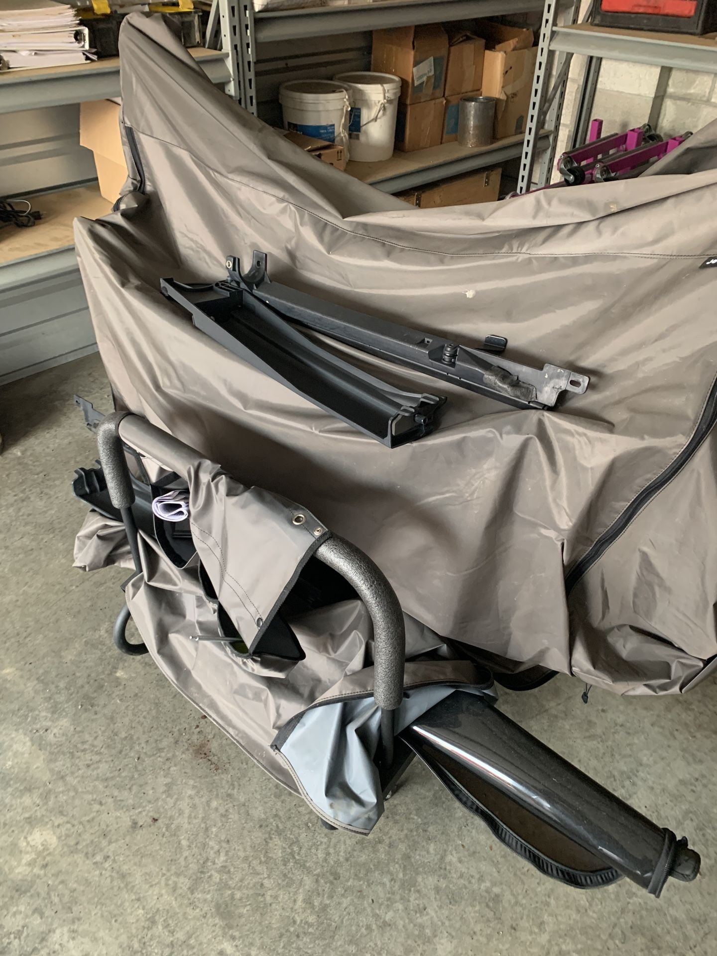 Bestop Hoss Storage Door w/ Cart Cover