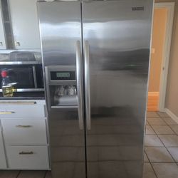 Kitchen Aid French Door Fridge & Freezer