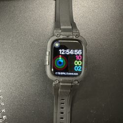 41mm Series 8 Apple Watch 