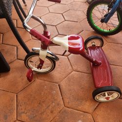 Classic Radio Flyer Tricycle 