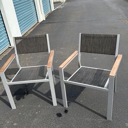 2 patio chairs