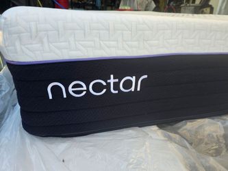 Queen Nectar Luxe Hybrid Mattress & Adjustable Frame Combo!