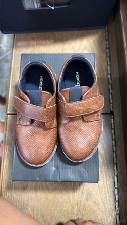 Toddler dress shoes