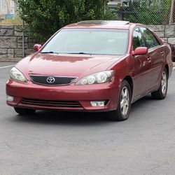 2005 Toyota Camry XLE