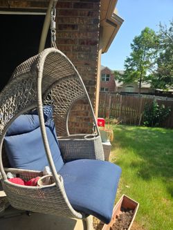 Egg chair