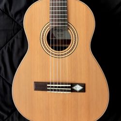 Award Winning - LaMancha Rubi CM/59 3/4 Classical Guitar 