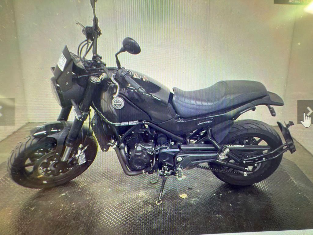 2021 Benelli Leoncino 500