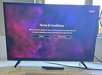 Vizio D-Series 32" HD Smart LED TV