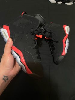 Girl shoes (Jordans)