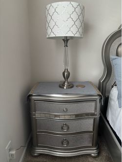 Night stands (set of 2)